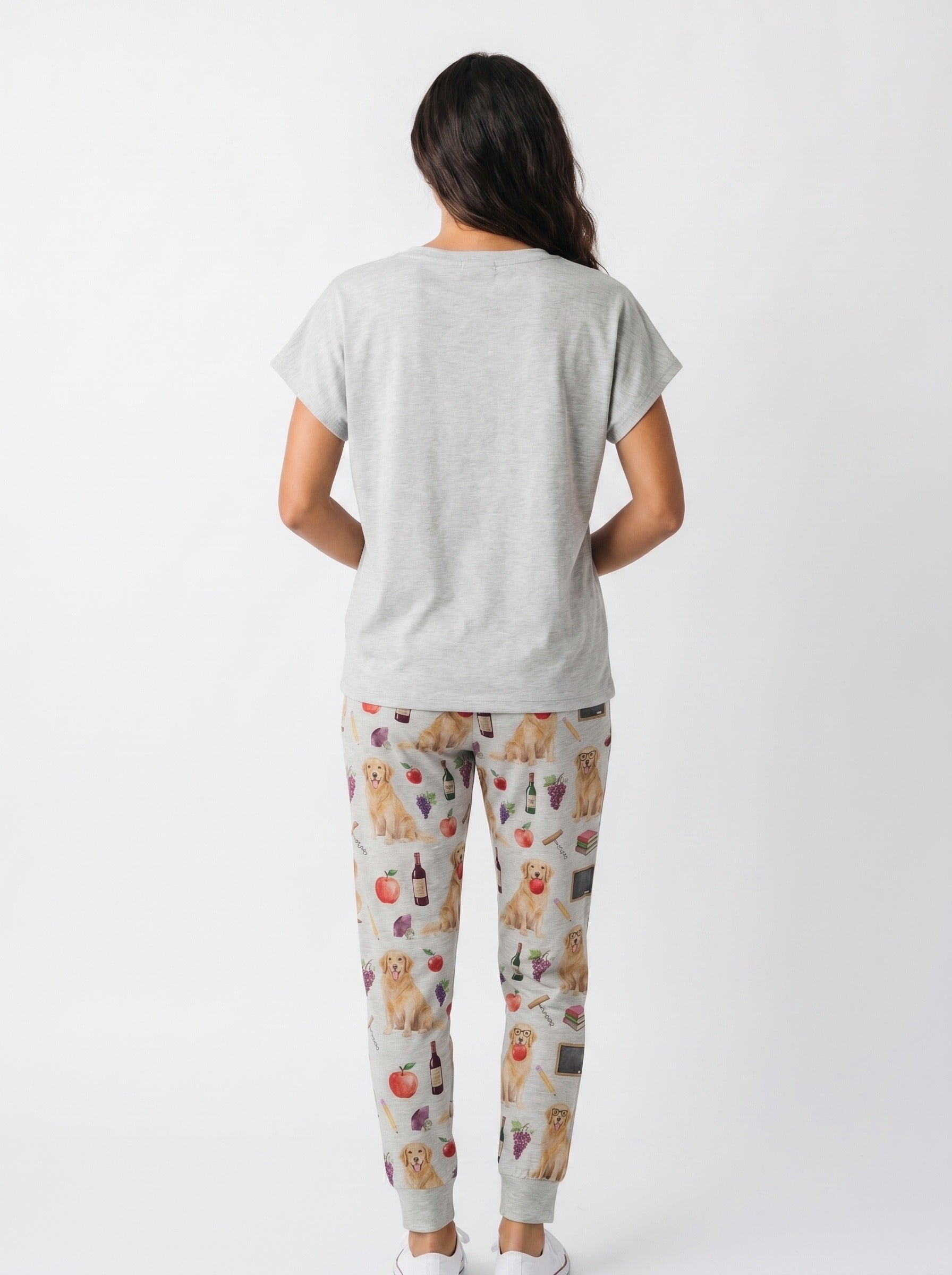 Women's knit pajama set with golden retriever graduation cap graphic tee and all-over print jogger pants, light gray heather